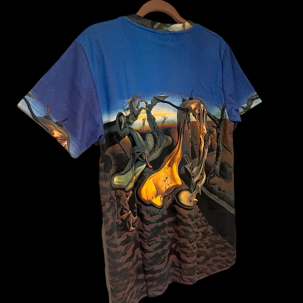Men’s Short sleeved Salvador Dali’s dreamlike Surrealism movement t-shirt SZ M
